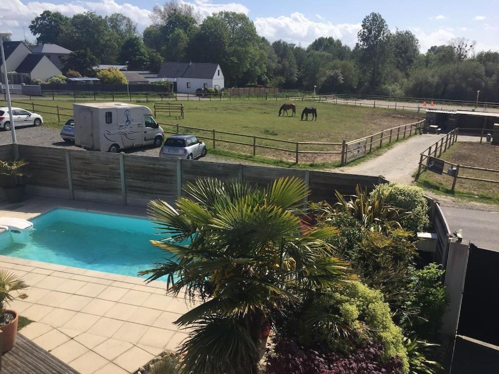 Maison Moderne Avec Piscine Chauffee Dans La Baie Du Mont St Michel 200M2 Yquelon Exterior foto